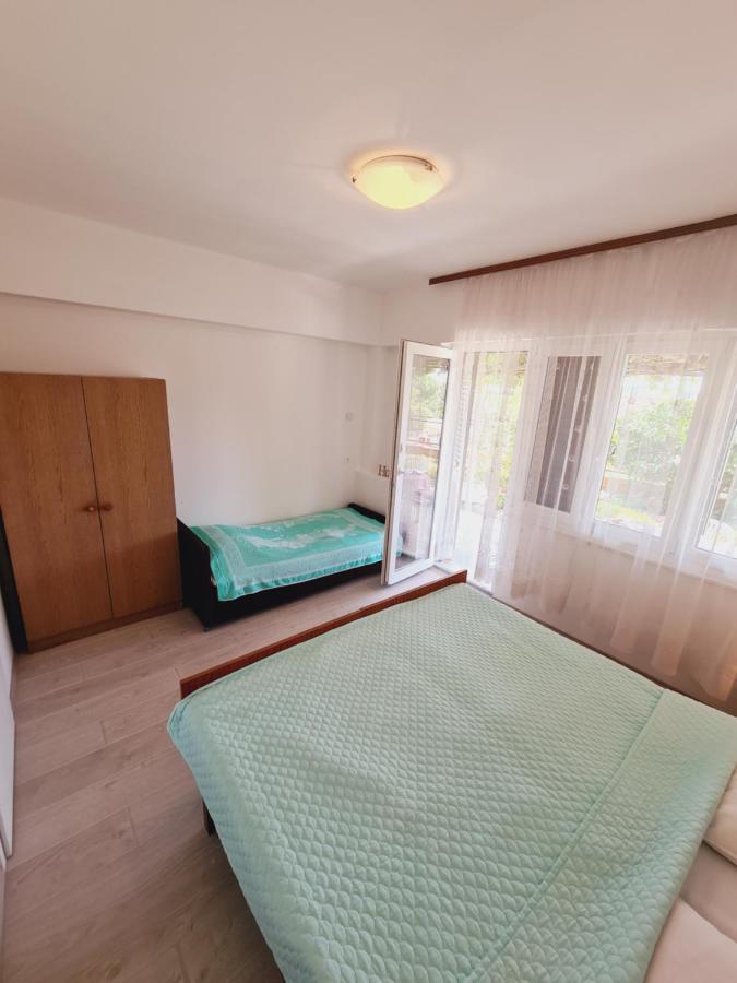Apartments Viktorija Pula Extérieur photo